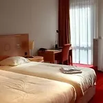 호텔 2000 Valkenburg 3*