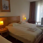 2000 Valkenburg 3*