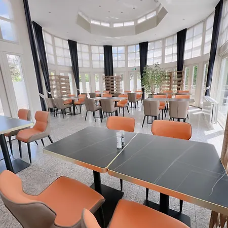 2000 Valkenburg Hotel 3*