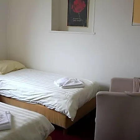 2000 Valkenburg 3*