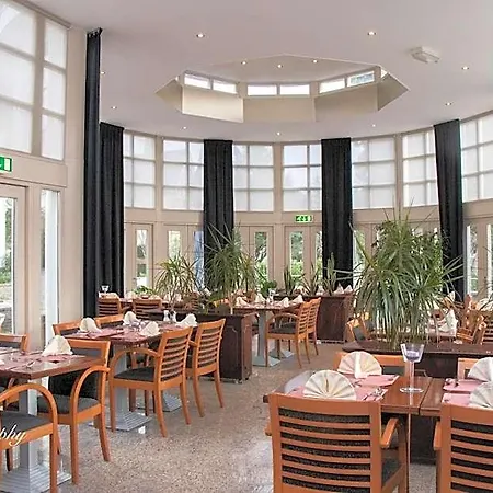 2000 Valkenburg 3*