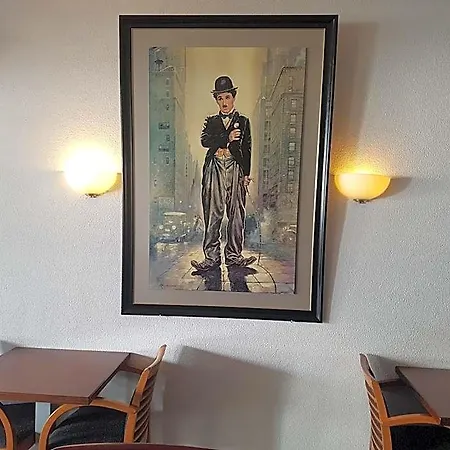 מלון 2000 Valkenburg 3*