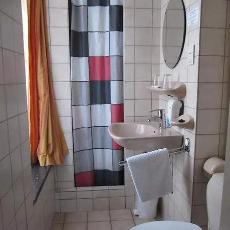 2000 Valkenburg 3*